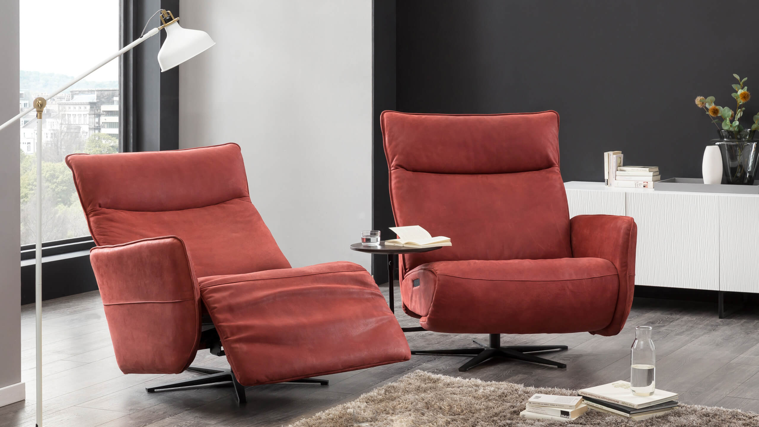 Lounger Sessel Duo in Nubukleder rot mit Funktion