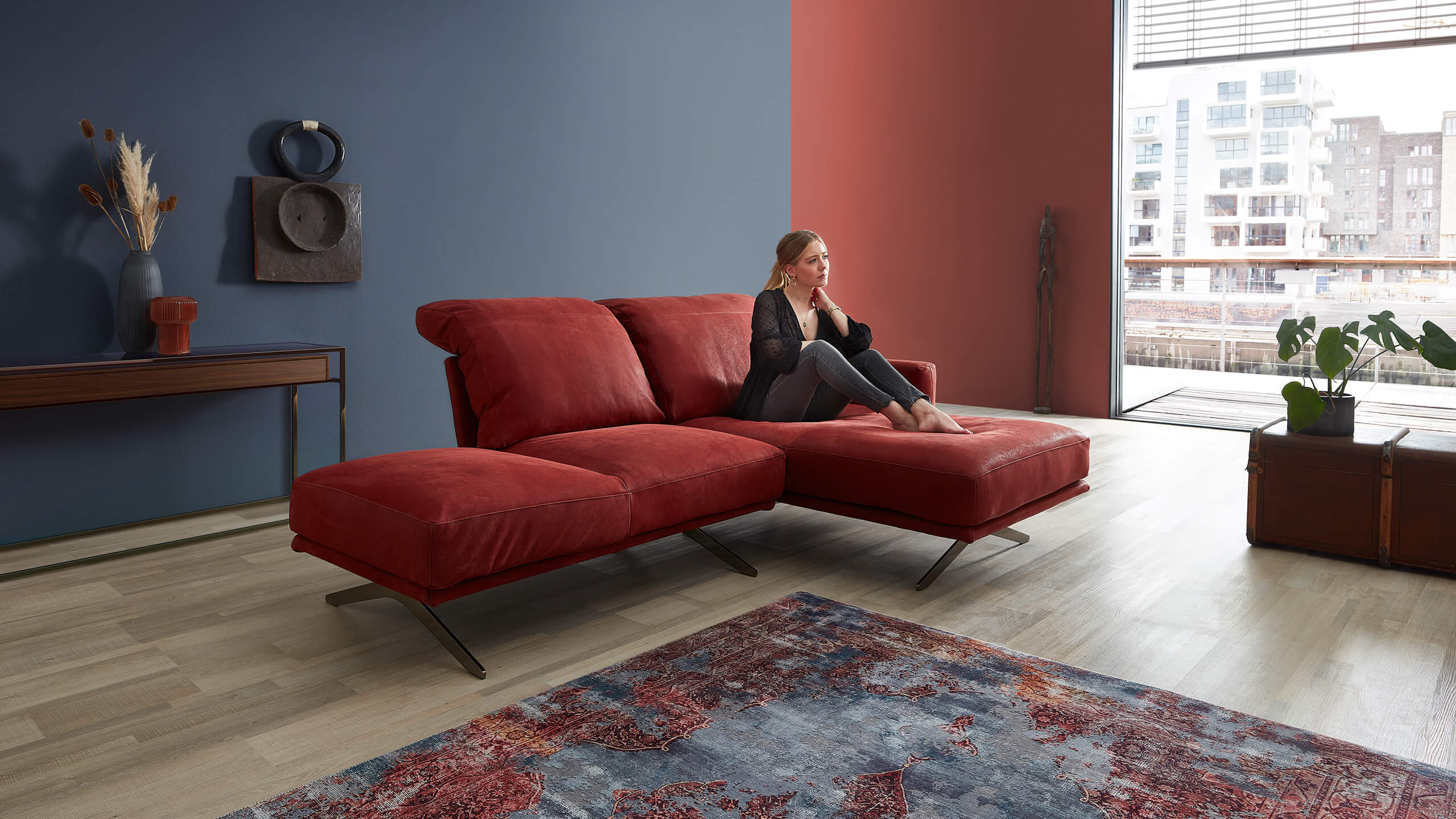 Cilia Funktionssofa Nubukleder Reno mit Model